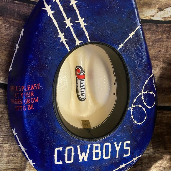 Justin Boots Accessories - New Hand Painted Justin Cowboy hat Sz 7